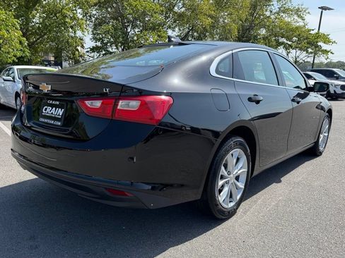 Used 2025 Chevrolet Malibu LT FWD image 7