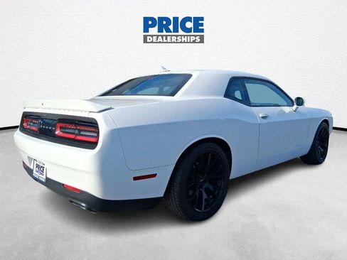 Used 2016 Dodge Challenger R/T Plus image 3