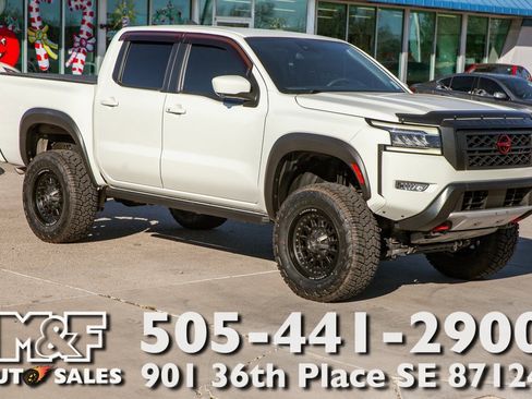 Used 2022 Nissan Frontier PRO-4X image 1