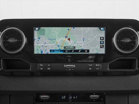 Used 2025 Mercedes-Benz Sprinter 2500 image 11