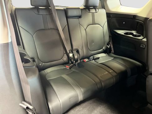 Used 2025 Honda Pilot EX-L image 26