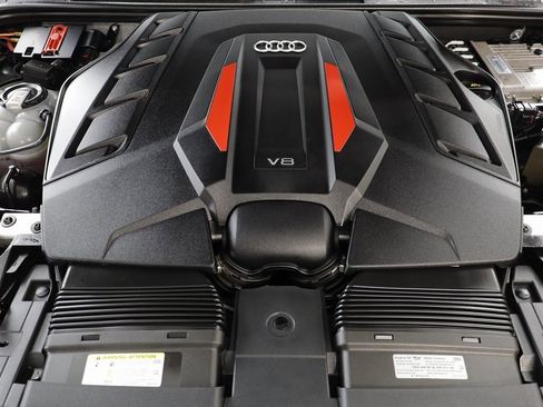 Used 2022 Audi SQ8 Prestige w/ Prestige Package image 26
