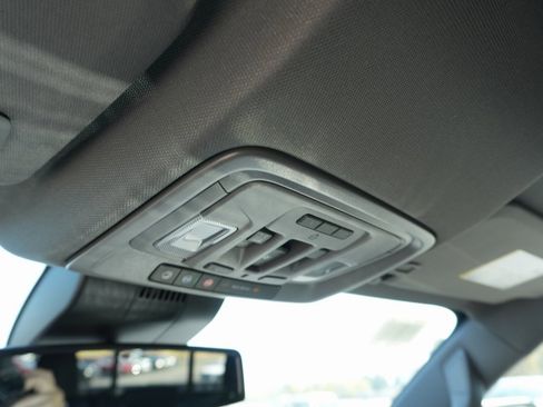 New 2025 GMC Sierra 2500 SLT w/ SLT Premium Package image 29