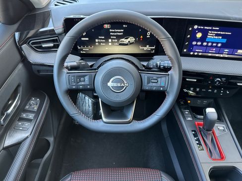 New 2026 Nissan Kicks SR w/ Cold Weather Package image 11