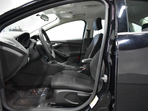 Used 2017 Ford Focus SE image 13