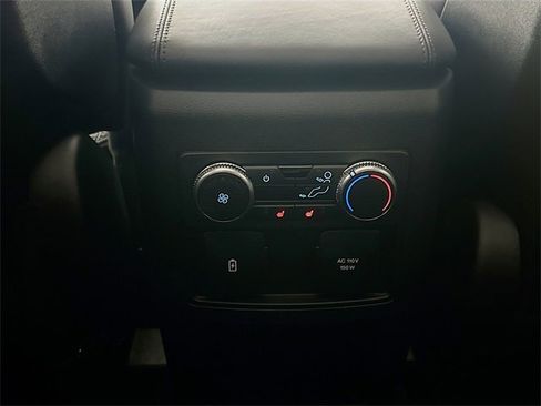 Used 2020 Ford Explorer Platinum w/ Premium Technology Package image 26