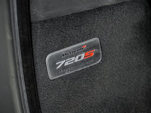 Used 2018 McLaren 720S Performance RWD image 28