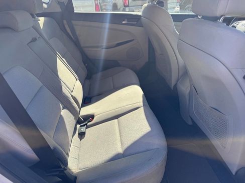 Used 2017 Hyundai Tucson SE image 7