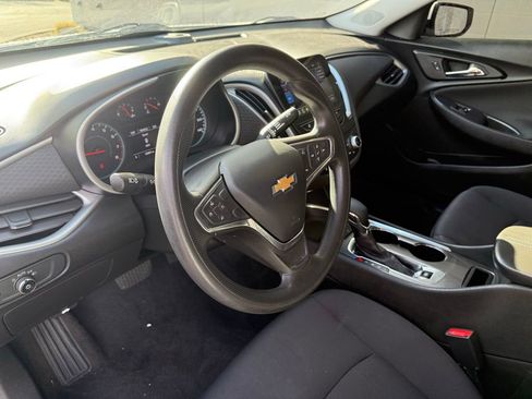 Used 2022 Chevrolet Malibu LT image 18