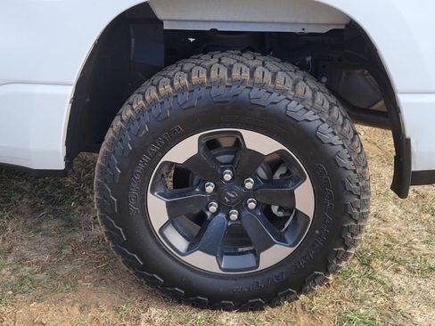 Used 2020 RAM 1500 Big Horn image 16