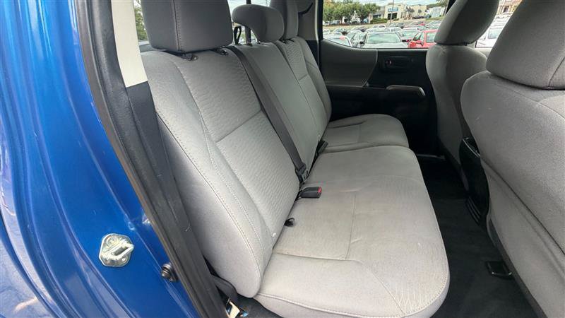 Used 2017 Toyota Tacoma SR5 AWD/4WD image 11