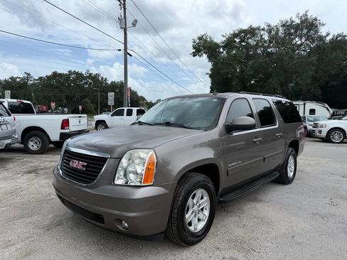 Used 2014 GMC Yukon XL SLT image 8