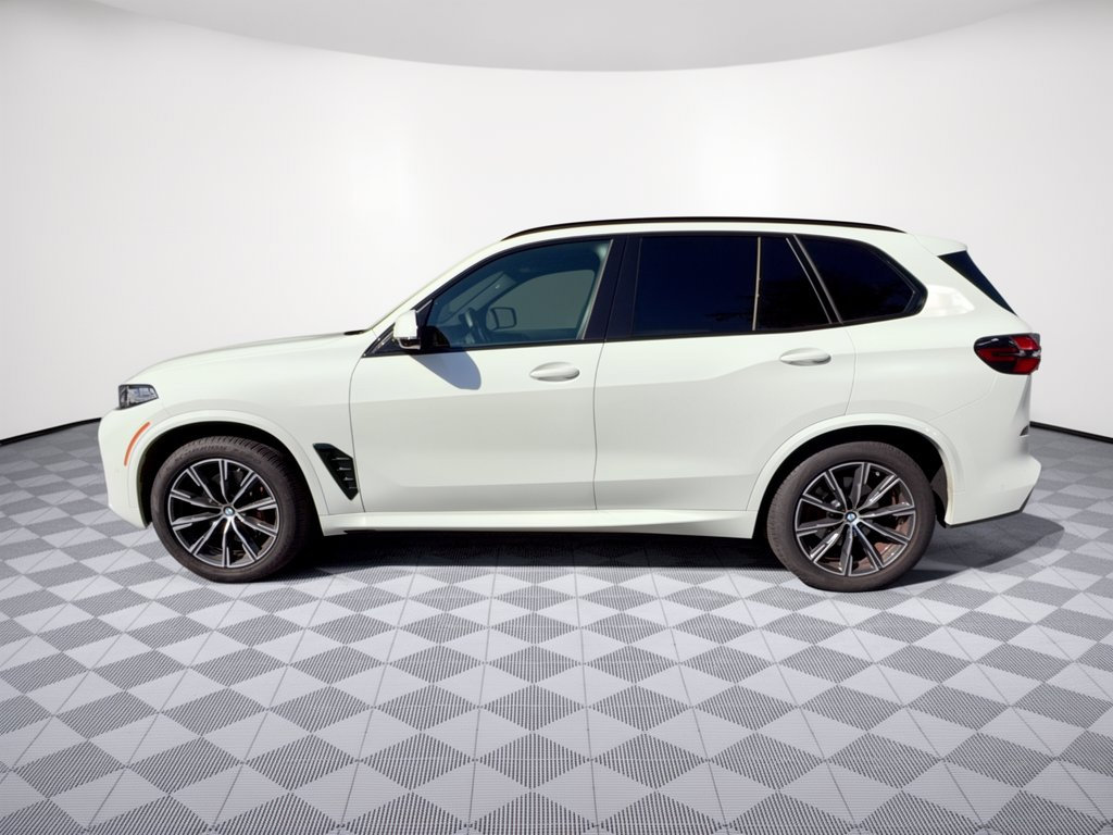 Used 2026 BMW X5 xDrive40i AWD/4WD image 2