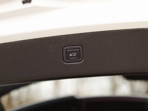 Used 2024 Chevrolet Blazer LT w/ Convenience Package image 29