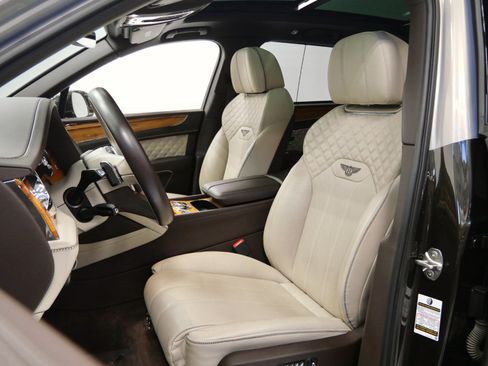 Used 2021 Bentley Bentayga Hybrid -Mulliner Driving Speci image 23