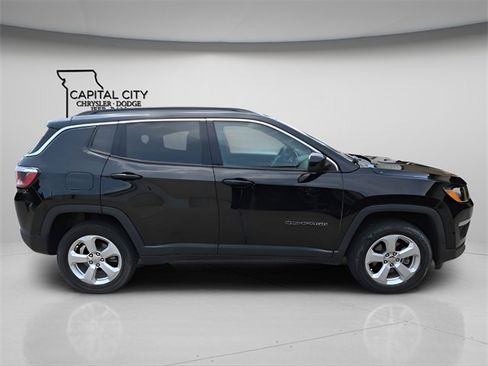 Used 2019 Jeep Compass Latitude w/ Popular Equipment Group image 8