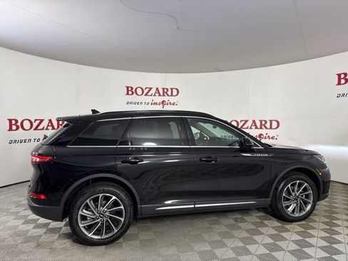 New 2026 Lincoln Corsair Premiere image 8