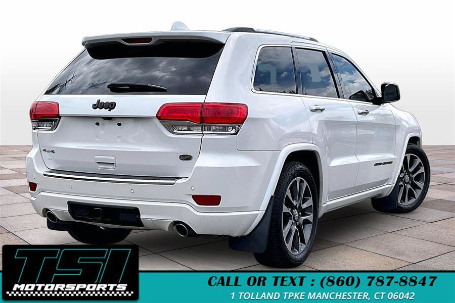 Used 2017 Jeep Grand Cherokee Overland AWD/4WD image 2
