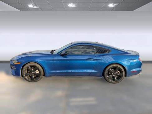 Used 2022 Ford Mustang Coupe w/ Equipment Group 101A image 2