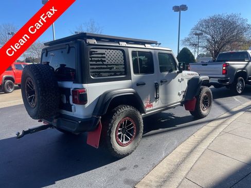 Used 2024 Jeep Wrangler Unlimited Rubicon w/ XTREMEE 35" Tire Package image 5