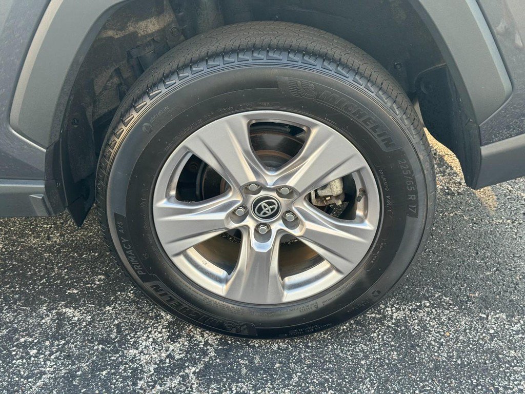 Certified 2025 Toyota RAV4 XLE AWD/4WD image 10