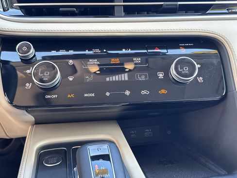 Certified 2023 INFINITI QX60 Luxe w/ Cargo Package FWD image 23