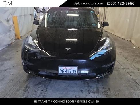 Used 2023 Tesla Model 3 Standard Range RWD image 2
