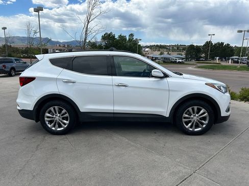 Used 2018 Hyundai Santa Fe Sport 2.0T AWD/4WD image 8