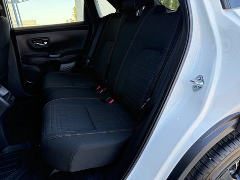 Certified 2025 Honda HR-V Sport image 35