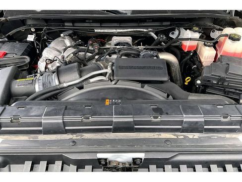 Used 2024 GMC Sierra 2500 SLT w/ X31 Off-Road Package AWD/4WD image 12