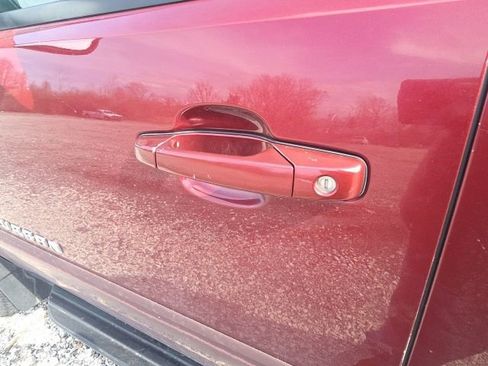 Used 2008 Chevrolet Suburban LT image 26