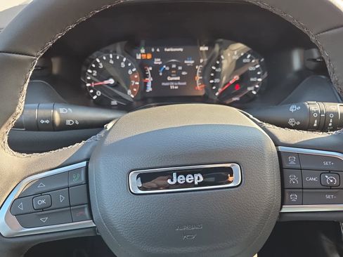 New 2026 Jeep Compass Limited image 18