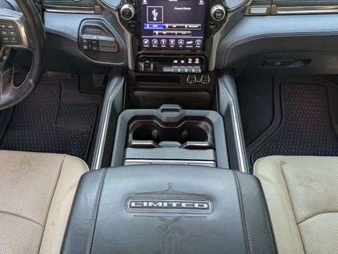 Used 2020 RAM 2500 Limited AWD/4WD image 18