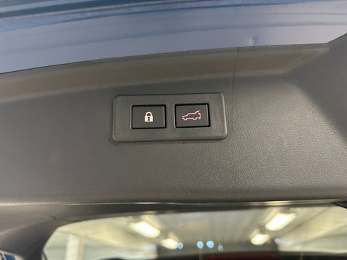 Used 2025 Subaru Outback Wilderness AWD/4WD image 25