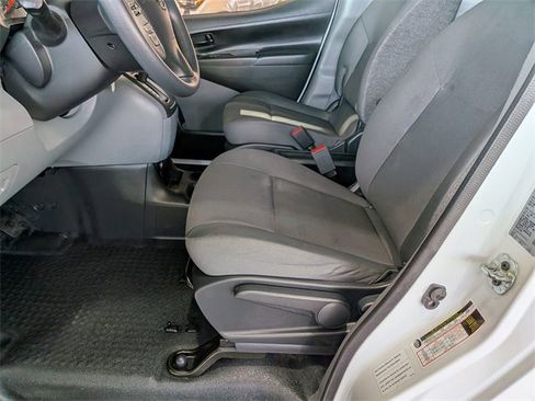 Used 2019 Nissan NV200 SV image 11