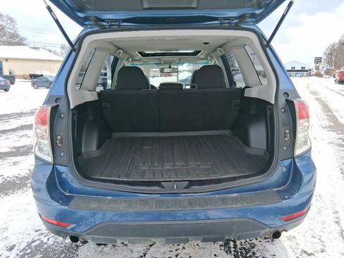 Used 2012 Subaru Forester 2.5X Premium w/ All-Weather Pkg image 5