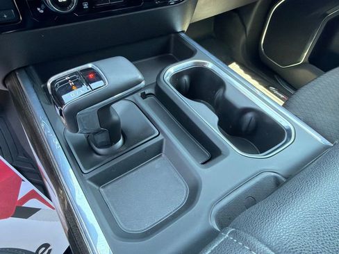 Used 2024 Chevrolet Silverado 1500 RST AWD/4WD image 25