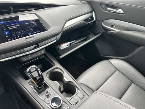 Certified 2023 Cadillac XT4 Premium Luxury w/ Cold Weather Package AWD/4WD image 33