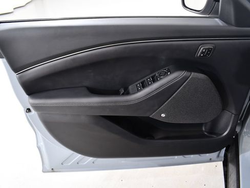 Used 2025 Ford Mustang Mach-E Premium AWD/4WD image 25