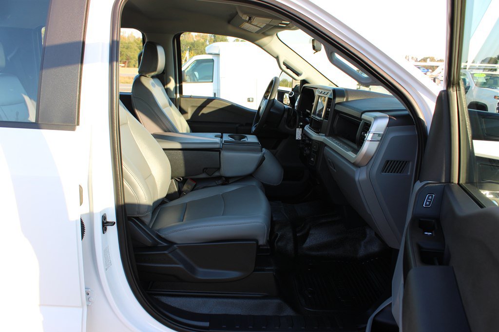 Used 2024 Ford F250 XL w/ XL Driver Assist Package RWD image 22
