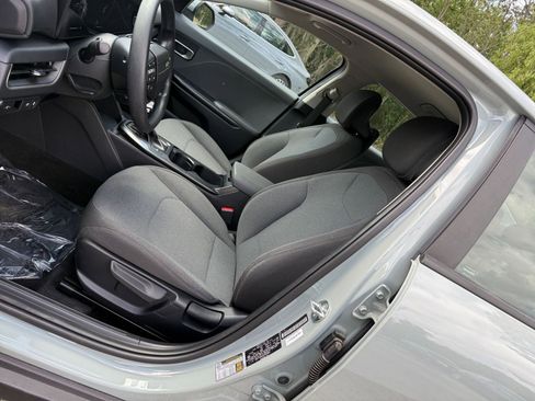 Used 2025 Kia K4 LXS image 24