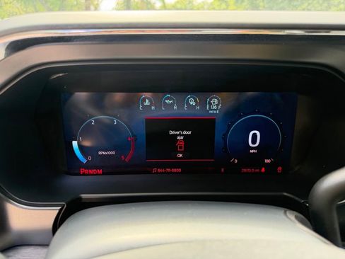 Used 2025 Ford F250 Lariat w/ Black Appearance Package AWD/4WD image 23