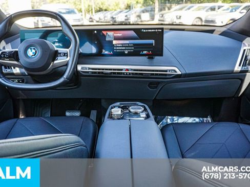 Used 2022 BMW iX xDrive50 w/ Dynamic Handling Package image 26