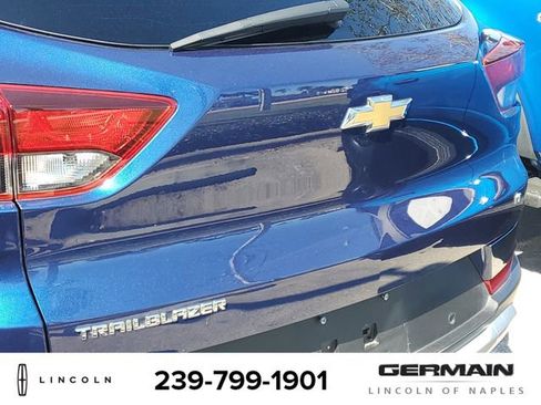 Used 2022 Chevrolet TrailBlazer LT w/ Convenience Package image 16