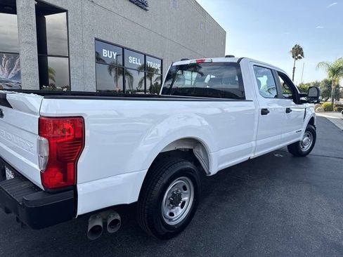 Used 2022 Ford F250 XL w/ Power Equipment Group RWD image 5