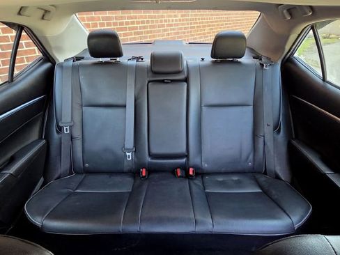 Used 2015 Toyota Corolla S Premium FWD image 8