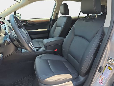 Used 2017 Subaru Outback 2.5i Limited AWD/4WD image 15