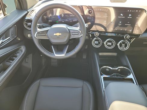 New 2026 Chevrolet Blazer EV LT image 8