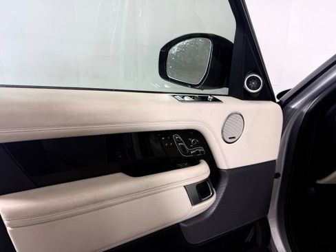 Used 2020 Land Rover Range Rover HSE AWD/4WD image 31