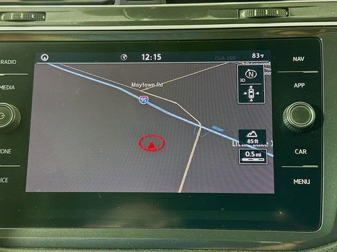 Used 2020 Volkswagen Tiguan SEL FWD image 15